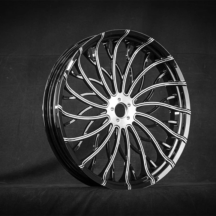 Bánh xe máy rèn cho tàu tuần dương